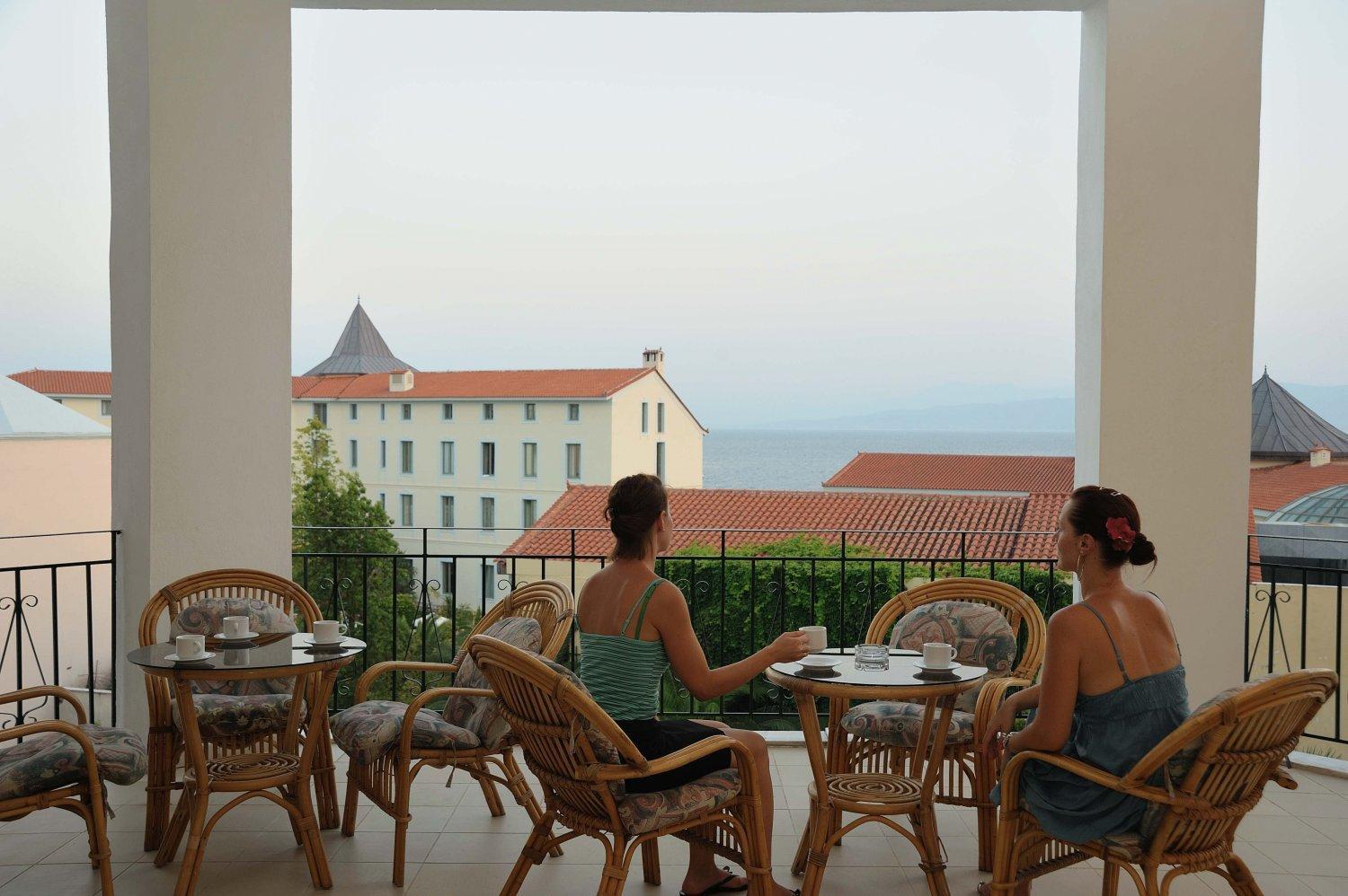 Kentrikon Hotel&Spa Loutra Edipsou  Buitenkant foto